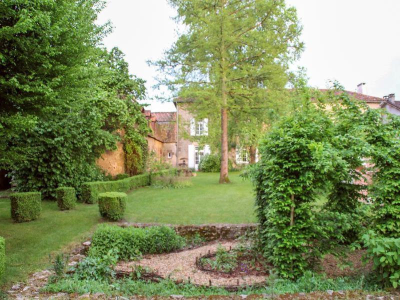 Le Clos Du Gue Pressac Buitenkant foto