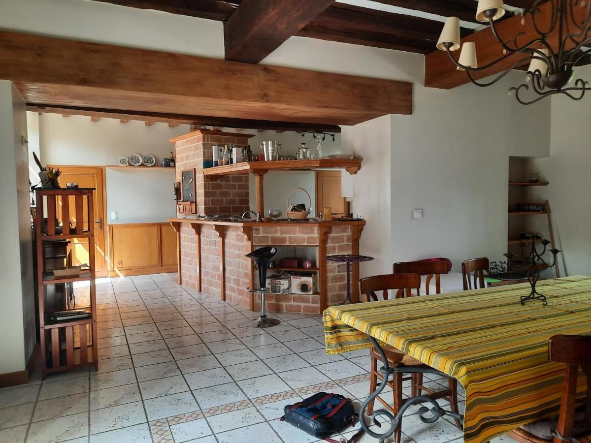 Le Clos Du Gue Pressac Buitenkant foto