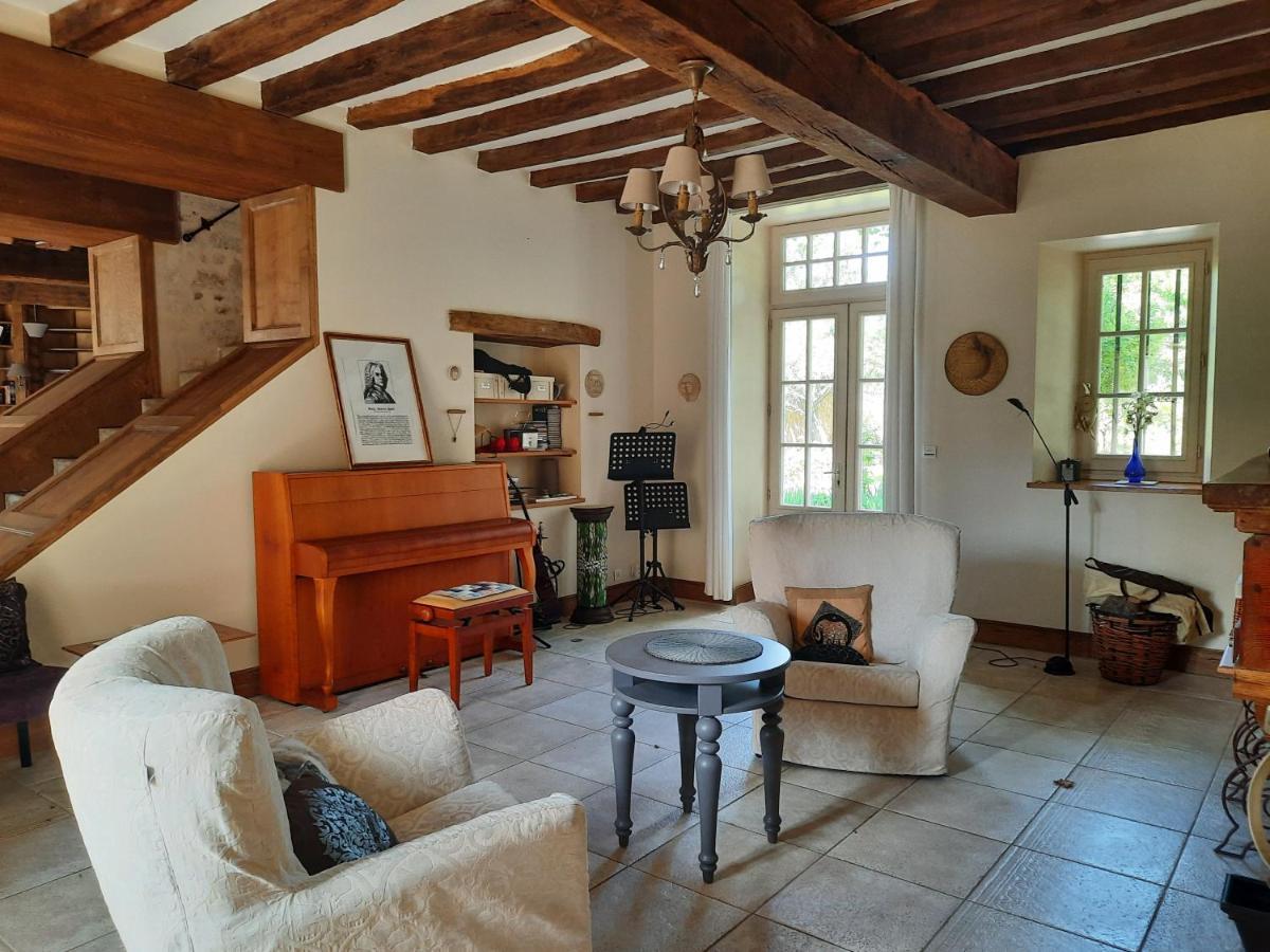 Le Clos Du Gue Pressac Buitenkant foto