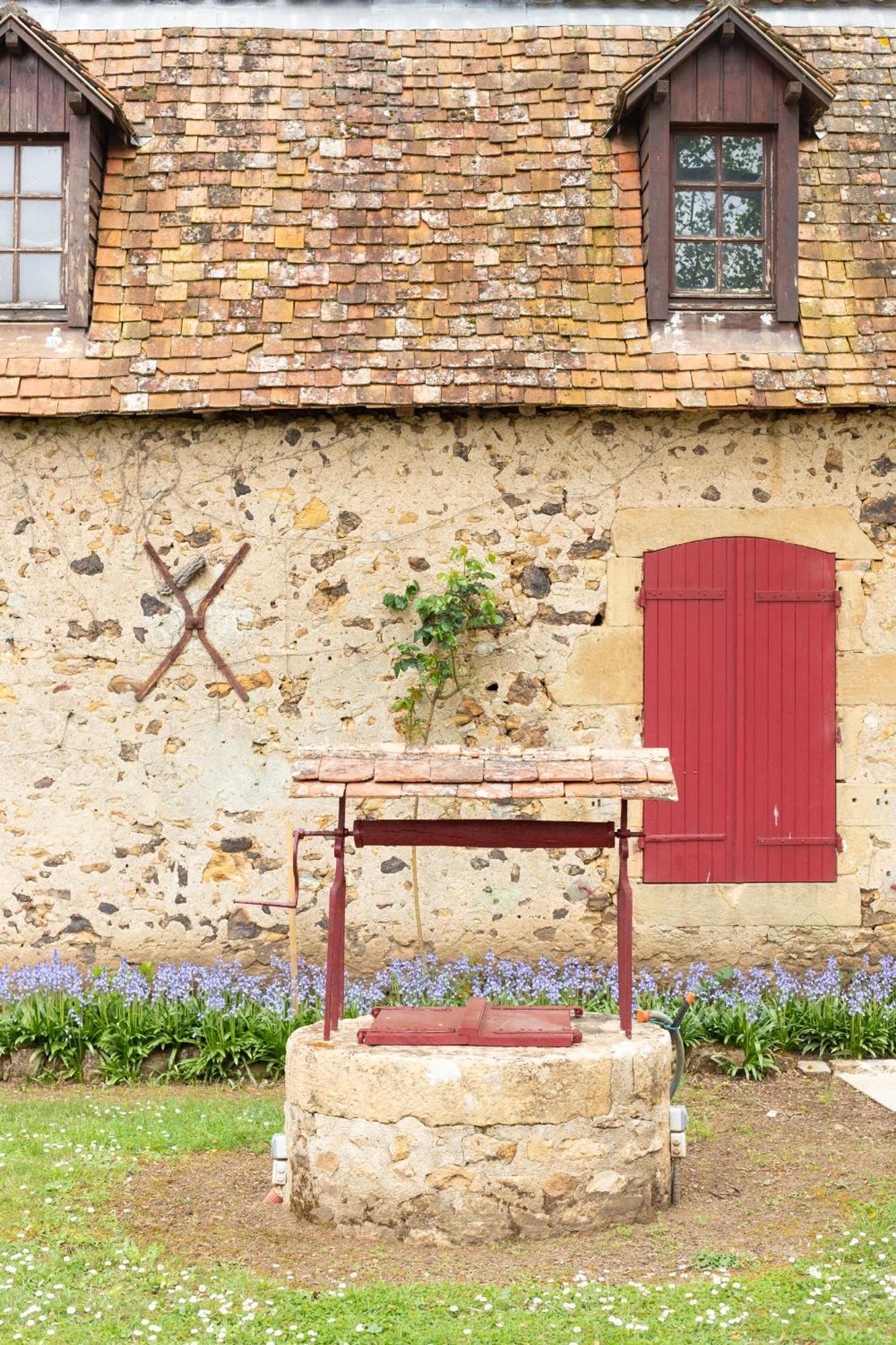 Le Clos Du Gue Pressac Buitenkant foto