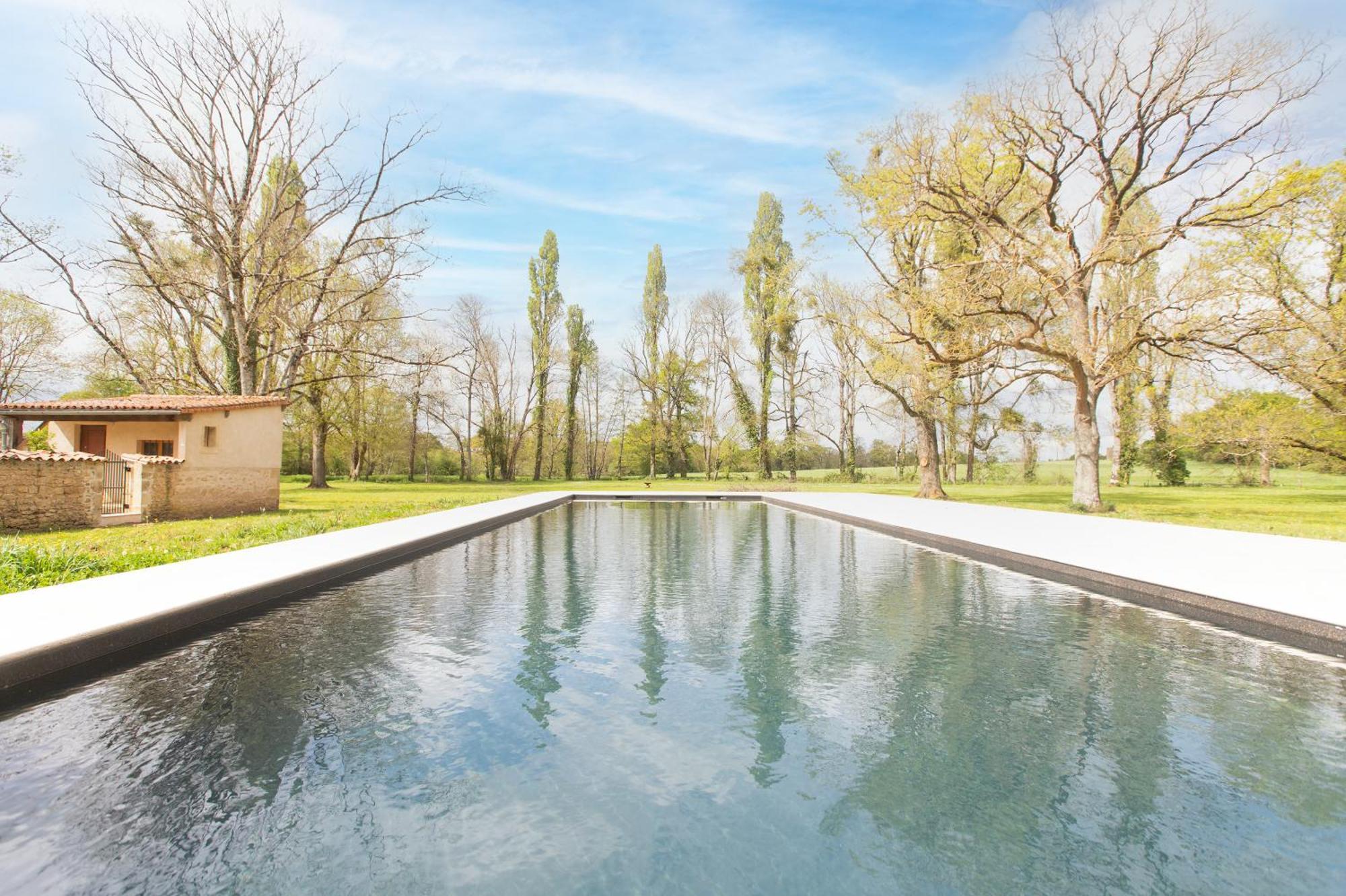 Le Clos Du Gue Pressac Buitenkant foto